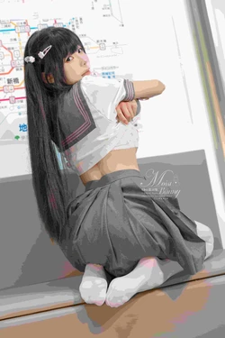 咬一口兔娘 NO.193 12月作品『地铁萌妹』 恋爱循环