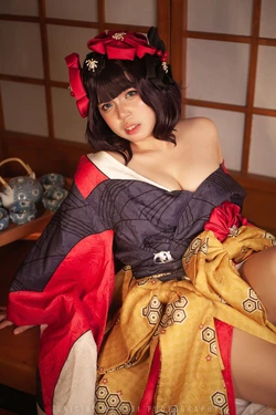 Akemi Mikaido / Akemi Kujo