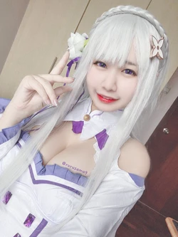 Rurusama9 - Emilia