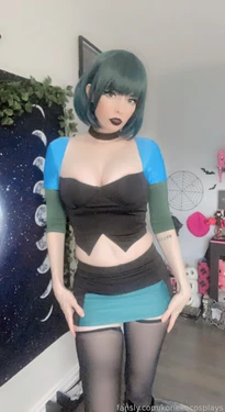 Koneko Cosplays - Gwen