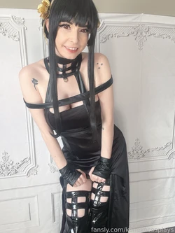 Koneko Cosplays - Yor