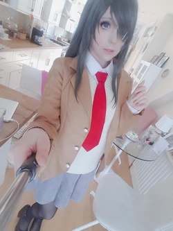 Megumi Koneko - Mai Sakurajima