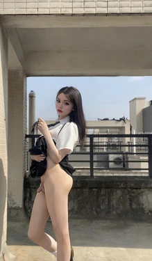 Lauren Burch Swap 2 [AI Generated]