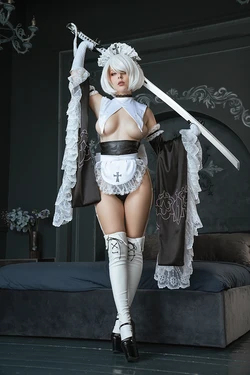Helly Valentine - 2B Maid