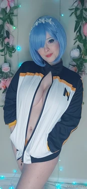 Kiki Rose - Rem