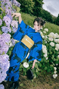 Ely - Rainy Season Black Cat