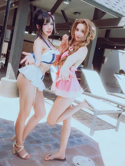 wiseinmadness & Usagi Christy | Aerith, Tifa