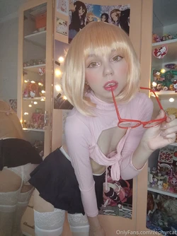 Zephyr Cat - Mirai Kuriyama