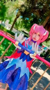 Arelly Trujillo - Lux