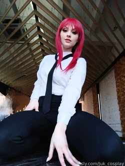 Juk Cosplay - Makima