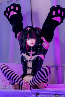 Evil Overlord Gabo - Nurse Neko Juri