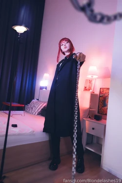 Blondelashes19 - Makima