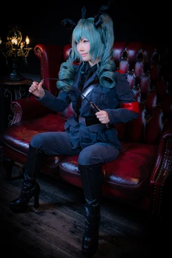 [Razzle Dazzle] ANCHOVY (Girls und Panzer)