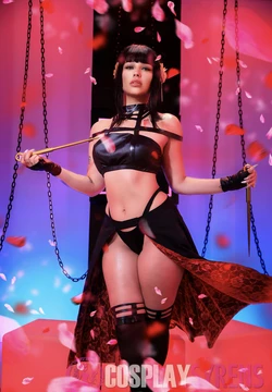 Beca Barbie - Yor Forger