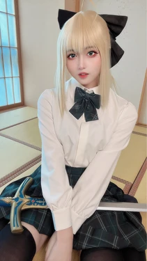 Yamazaki Reina - Saber Lily