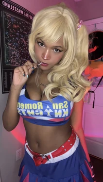 Hehe Katt - Juliet Starling