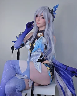 Celebi cosplay - Skirk