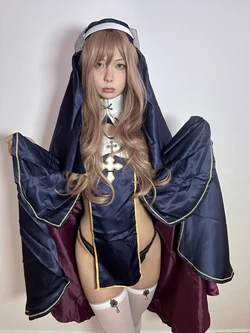 Green茶茶酱 - Charlotte