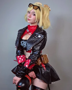 Celebi cosplay - Burnice