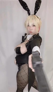 bilibilisevencos -The Goddess of Victory, Ade: Agent Bunny