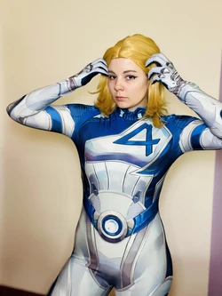 Maniac Megan - Sue Storm