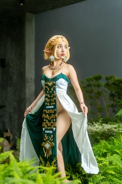 Meiilyn (yuumeilyn)  Princess Zelda - The Legend of Zelda