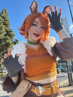 Cplaya - Squirrel Girl