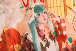 Messie Huang - Miku