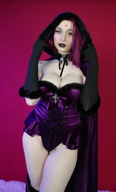 Kayla Erin - Christmas Raven