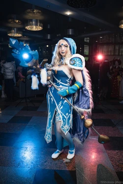 ManIZI - Crystal Maiden