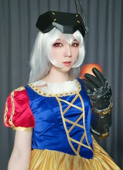 Penguin - Snow White