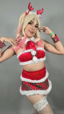 Beniko Compton - Christmas Marin