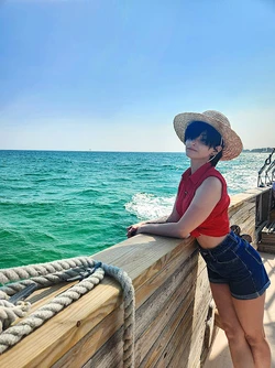 April Rose - Luffy