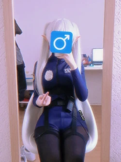 Yclawz - Officer Frieren