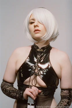 Slowpoke Cosplay - 2B