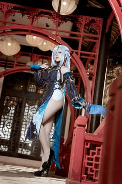 虎森森 - 原神 申鹤 冷花幽露