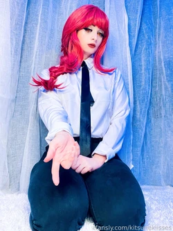 Kitsune kisses - Makima