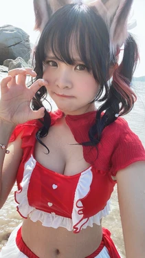 Niya Gerda - Red Hood Bad Wolf