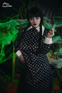 Aili Winter - Wednesday