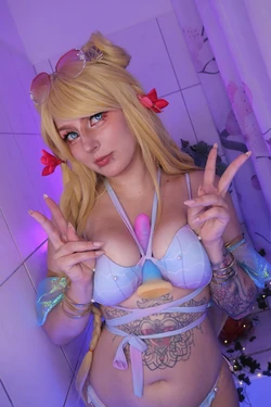 Scarlett Sirene - Seraphine