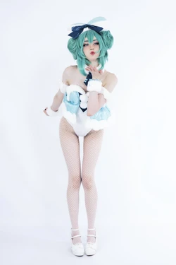 Duckie - Bunny Miku