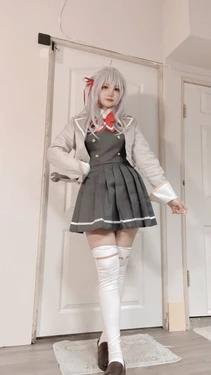 [Tako] 不時輕聲地以俄語遮羞的鄰座艾莉同學♡ ئاليا