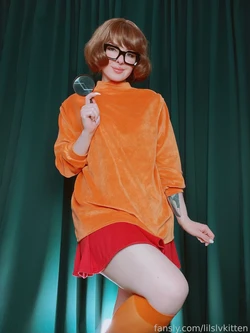 lilslvkitten – Velma