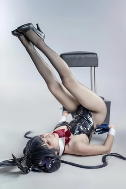 矢量鱼 - 妃咲 兔女郎 [28P-147MB]