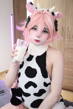 Pocket Sora - Cow Astolfo