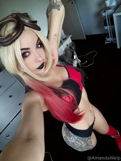 Amanda Welp - Harley