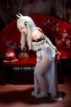 Hakuhou cosplay Bondage pregnant [AI Generated]