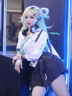 Hiniitaa - Lynae