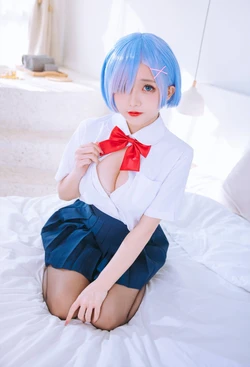 日奈娇 - 蕾姆jk