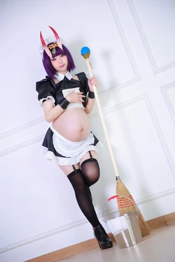 [G44不會受傷] Shuten Douji-maid-Cosplayer pregnant [AI Generated]